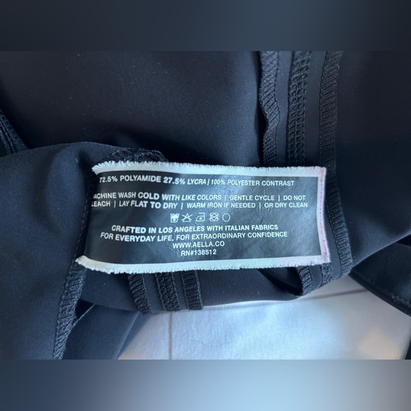 AELLA Los Angeles tailored black blazer, hook & eye closure, mesh shoulders sz M - Picture 11 of 11